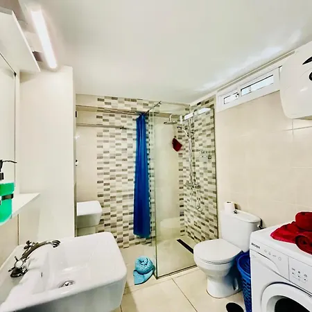 Refugio Maritimo * אדחה